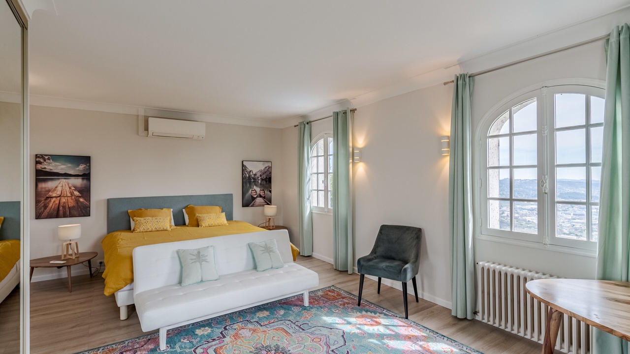 Photo of Bedroom in Grasse
