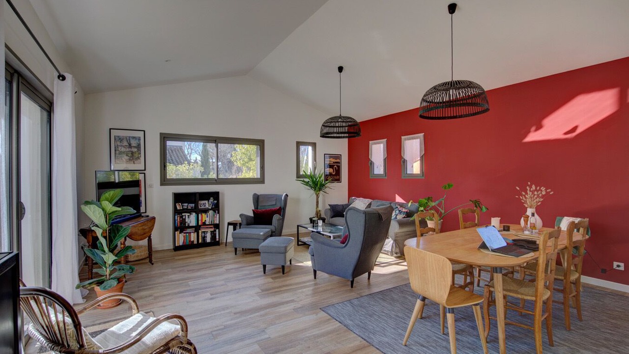 Photo of Livingroom in Puyricard