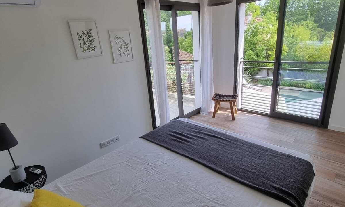 Photo of Bedroom in Puyricard