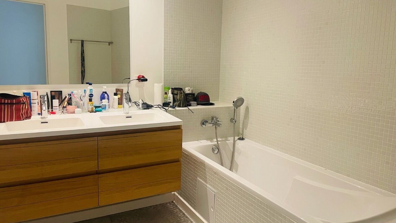 Photo of Bathroom in Puyricard