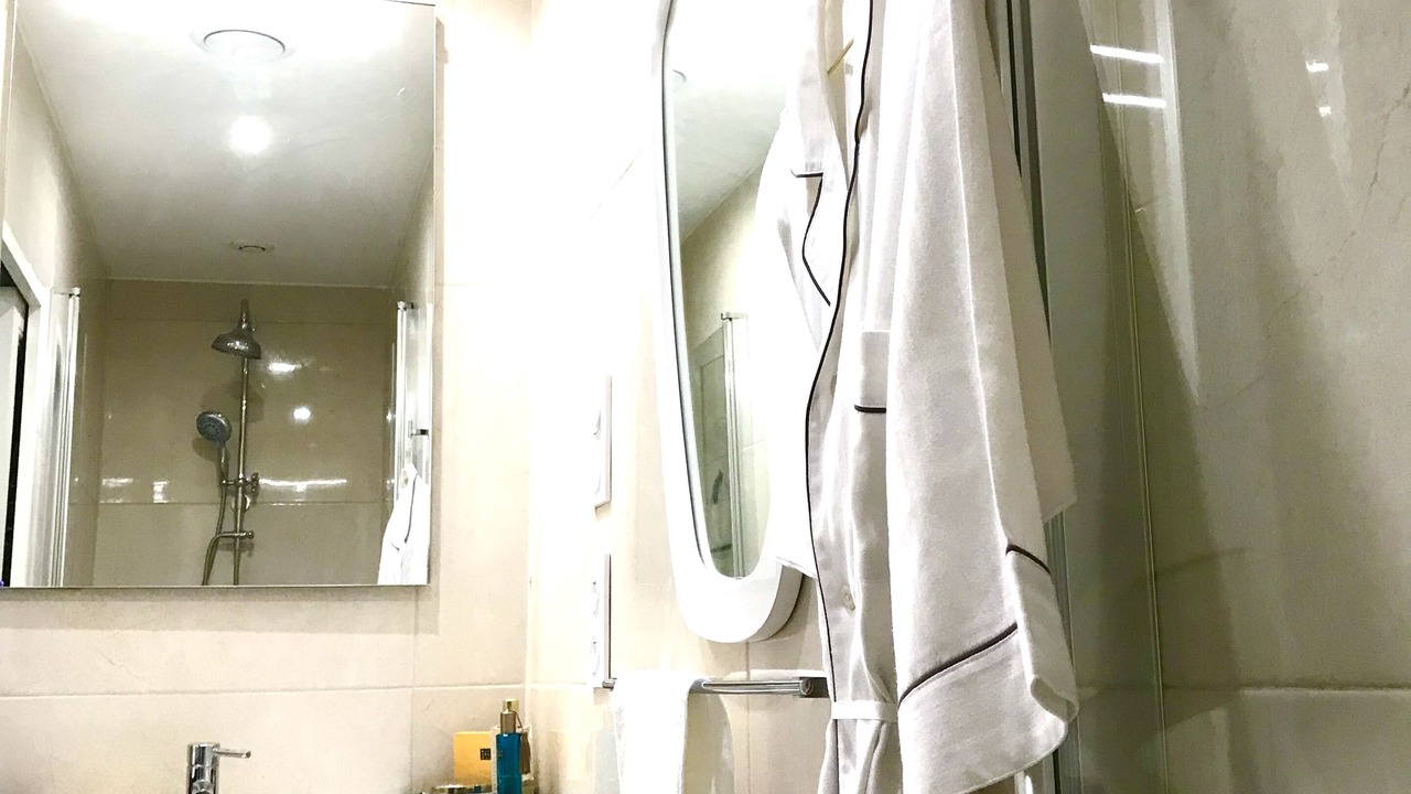 Photo of Bathroom in Avignon City Centre