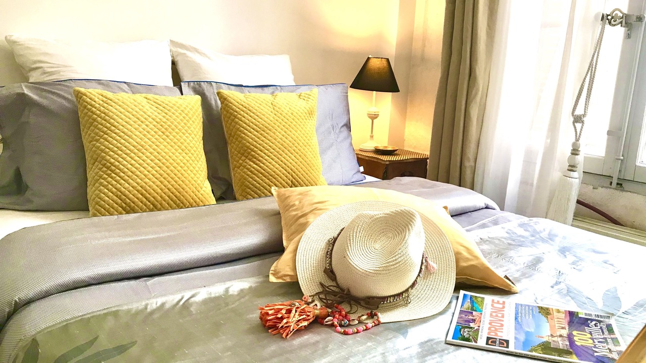 Photo of Bedroom in Avignon City Centre