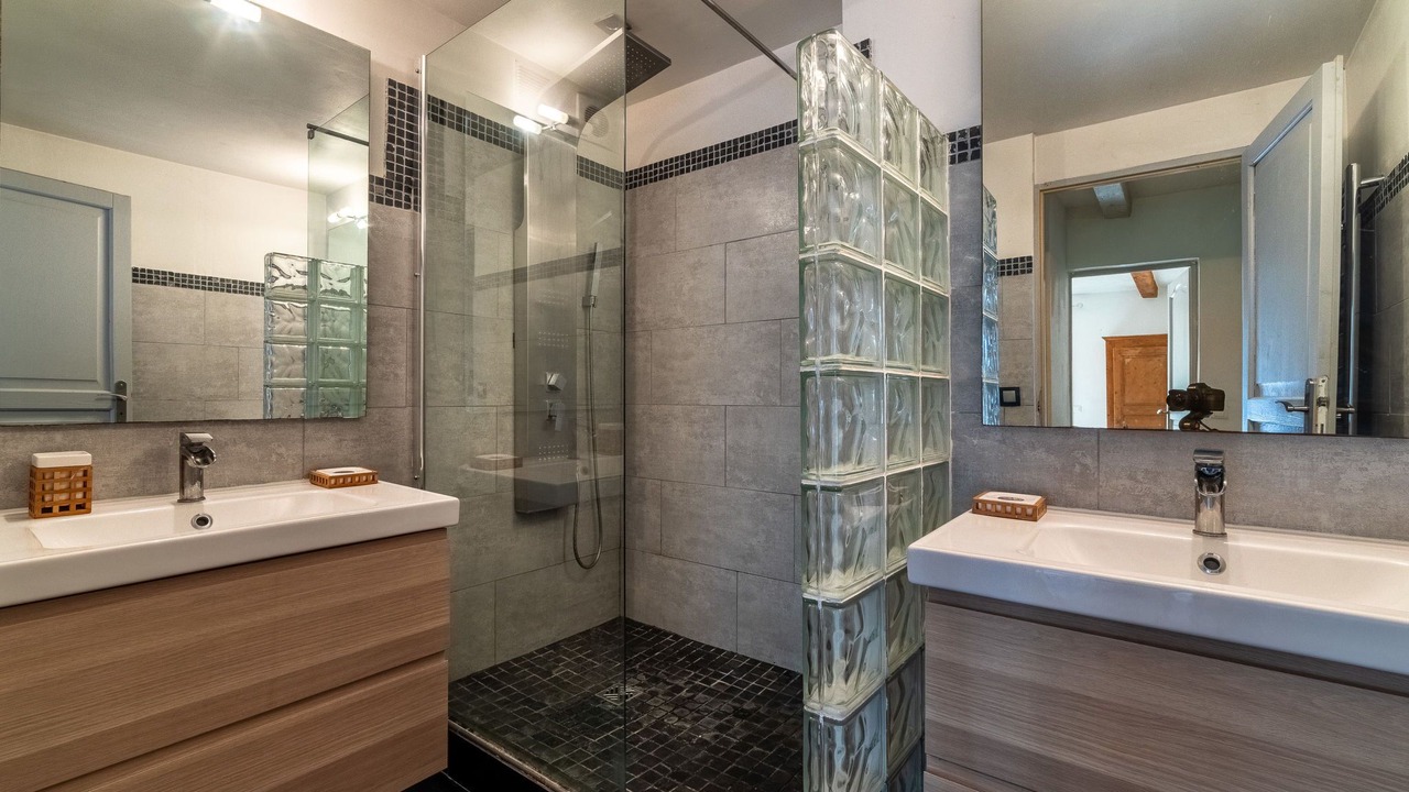 Photo of Bathroom in La Crau