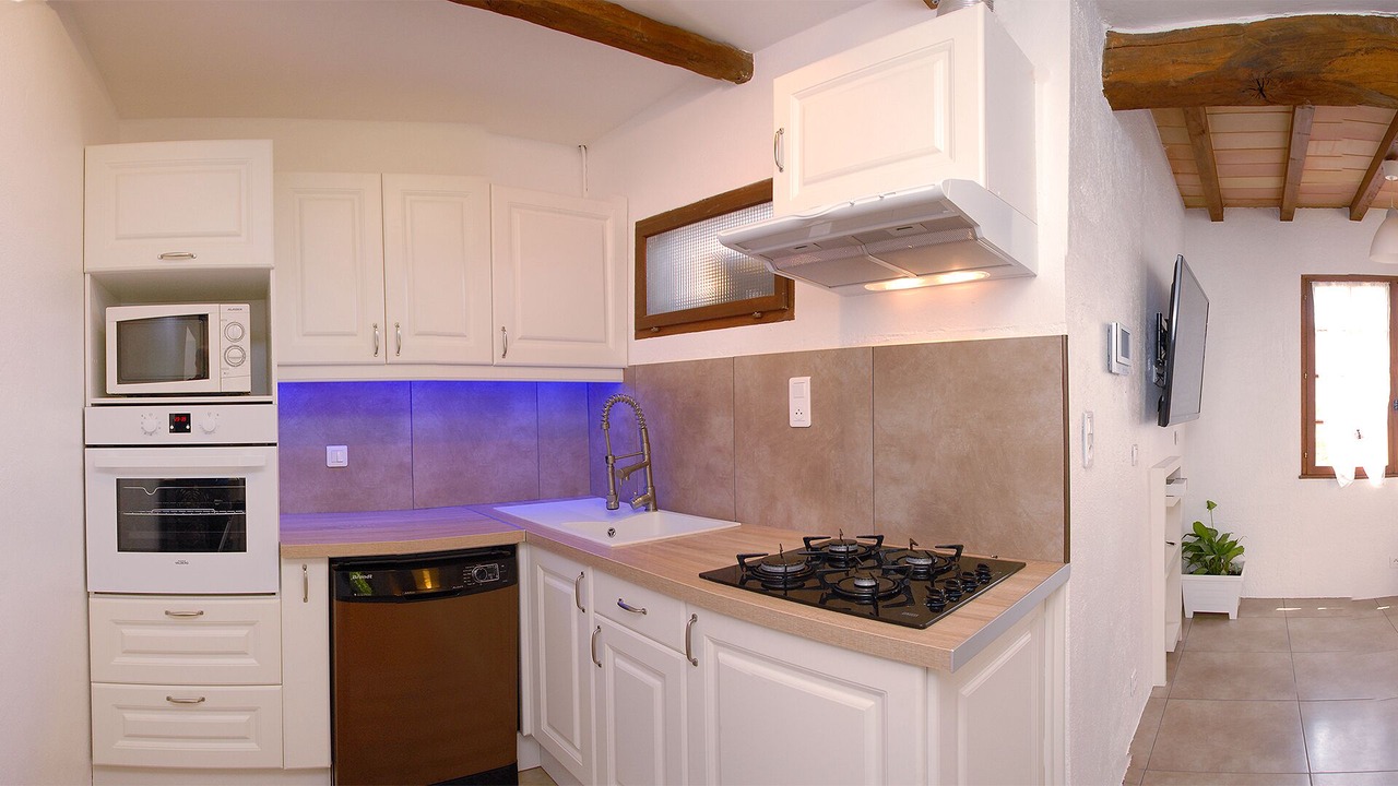 Photo of Kitchen in Le Grau-dʼAgde