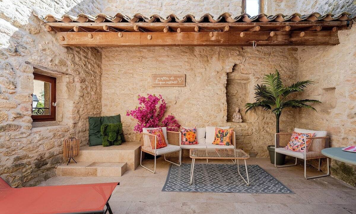 Photo of Patio Balcony in Cornillon-Confoux