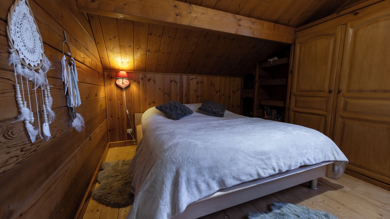 Photo of Bedroom in Enchastrayes