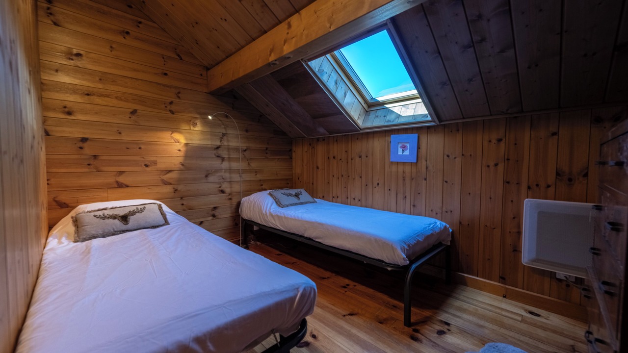 Photo of Bedroom in Enchastrayes