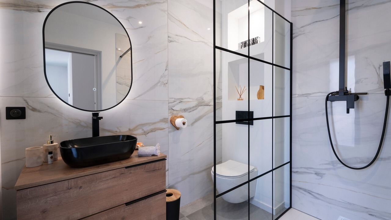 Photo of Bathroom in Hyeres