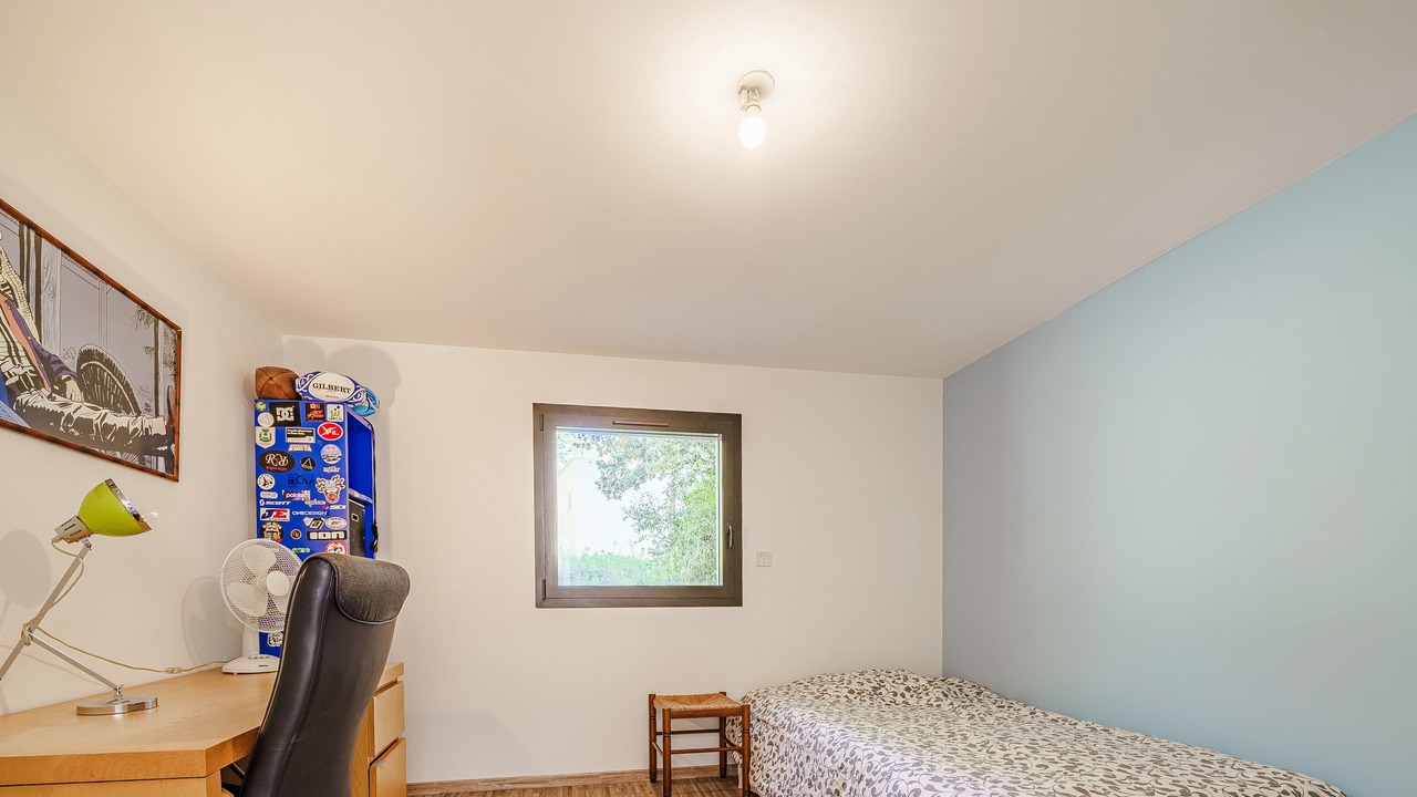 Photo of Bedroom in Gemenos