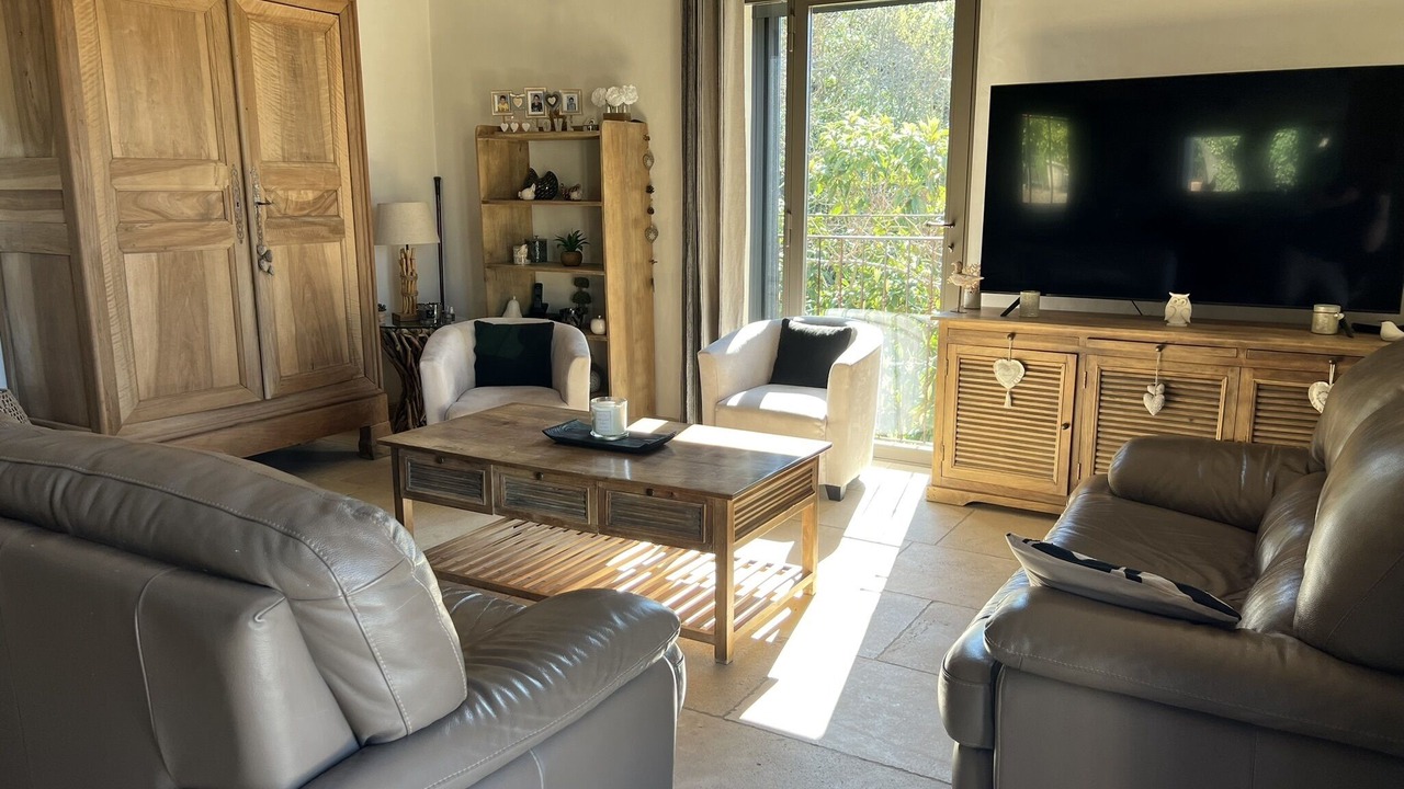Photo of Livingroom in Saint-Quentin-la-Poterie