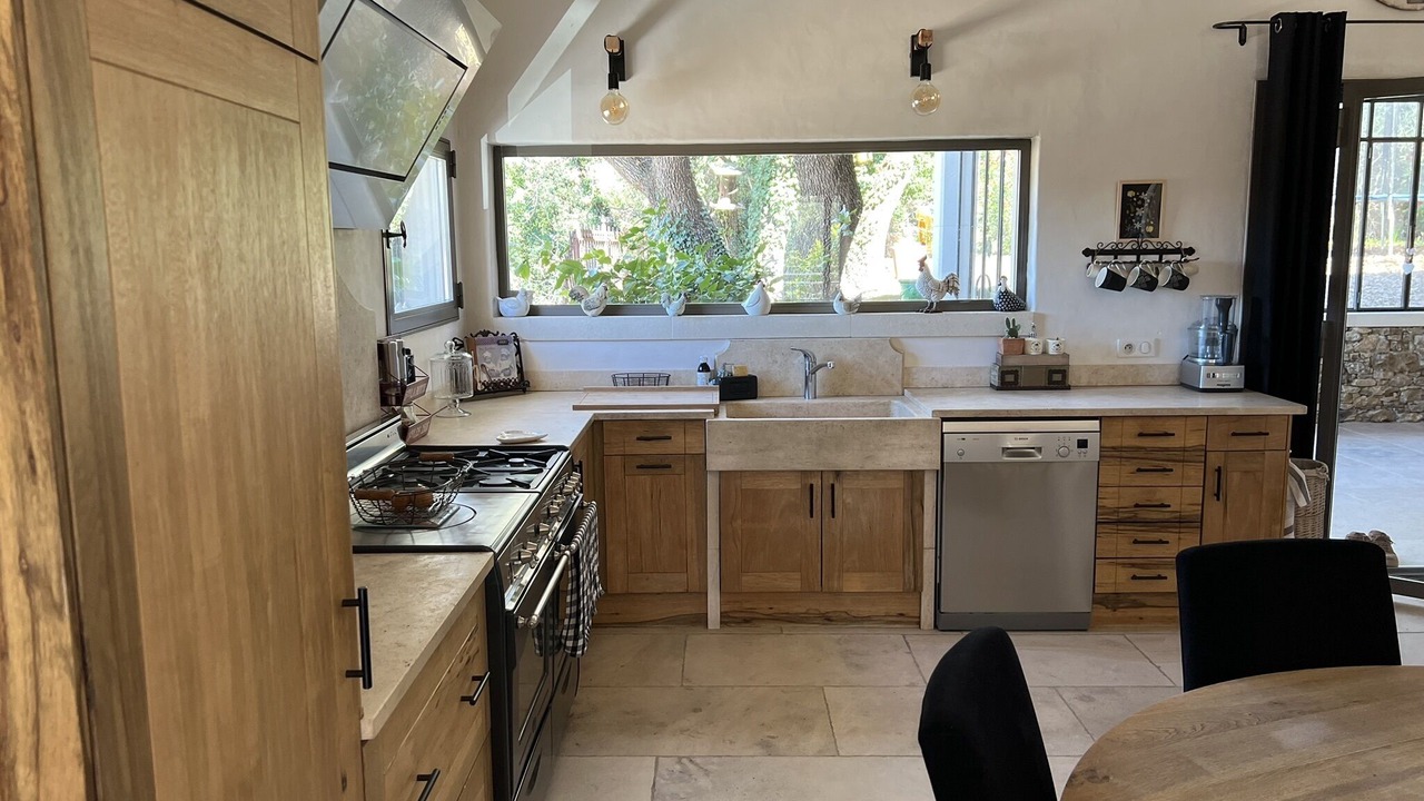 Photo of Kitchen in Saint-Quentin-la-Poterie