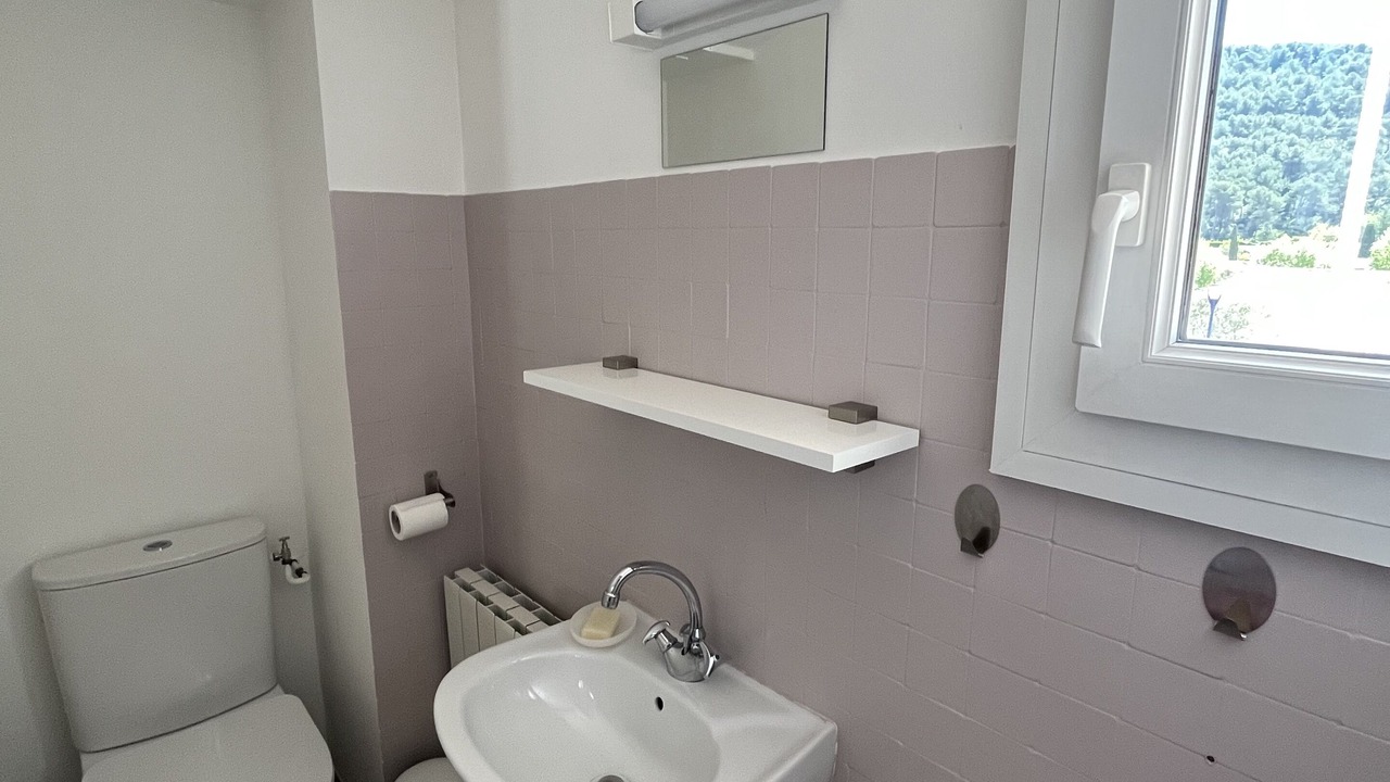 Photo of Bathroom in Carnoux-en-Provence