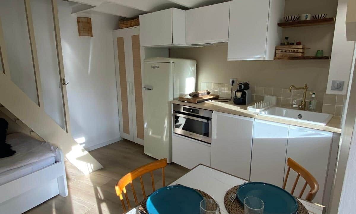 Photo of Kitchen in Roucas-Blanc