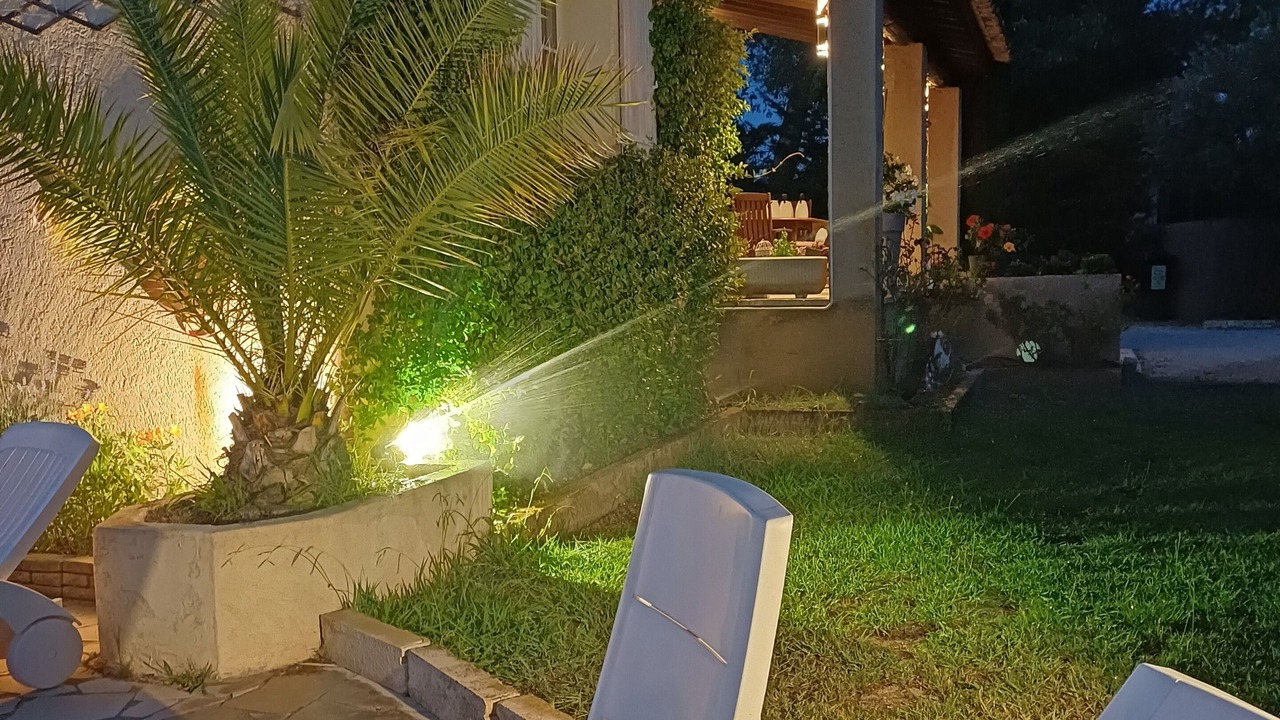 Photo of Patio Balcony in Eygalieres