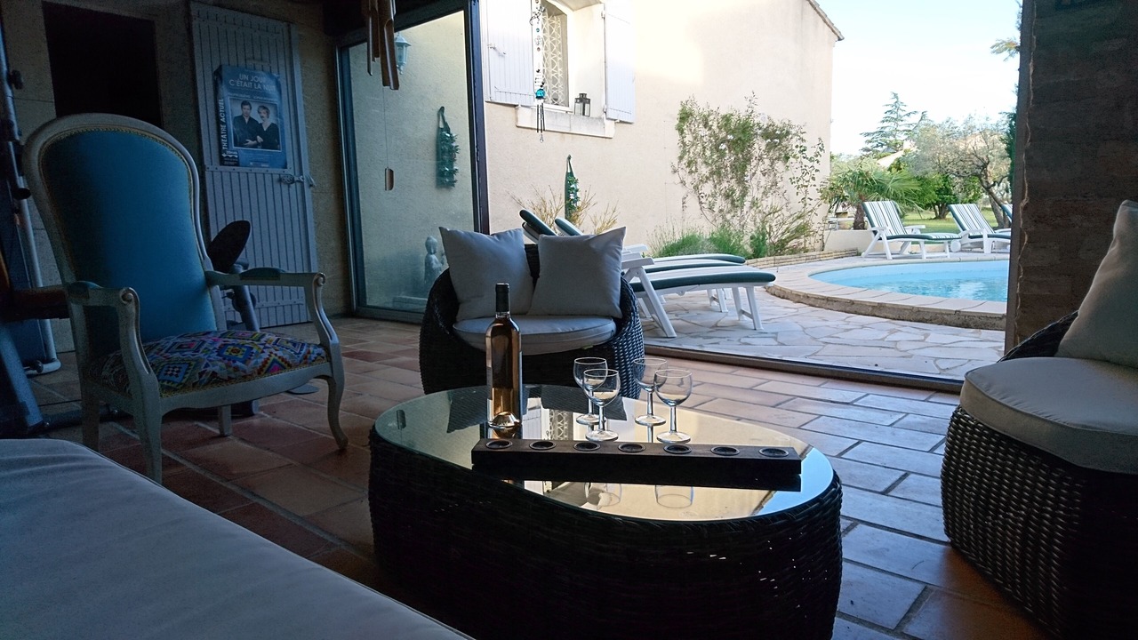 Photo of Patio Balcony in Eygalieres
