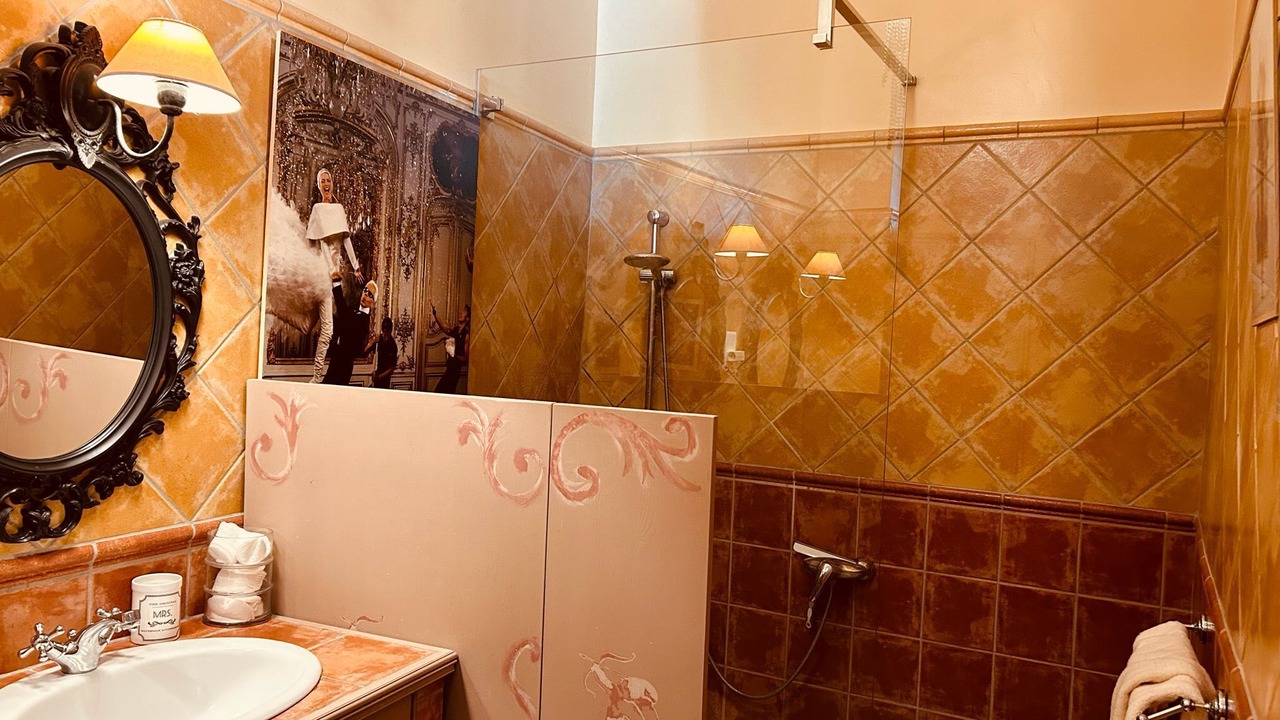 Photo of Bathroom in Saint-Andiol