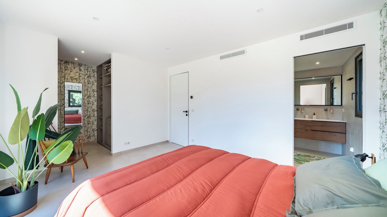 Photo of Bedroom in Valbonne