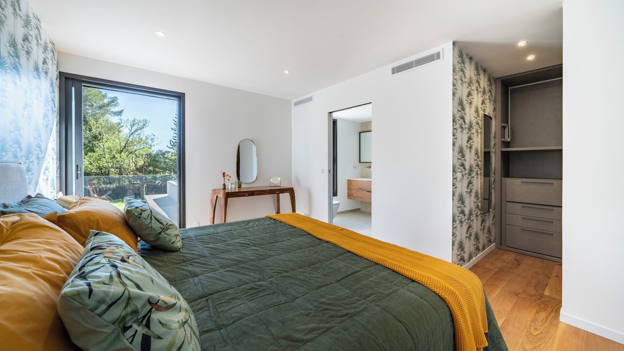 Photo of Bedroom in Valbonne
