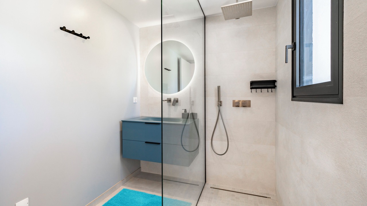 Photo of Bathroom in Valbonne