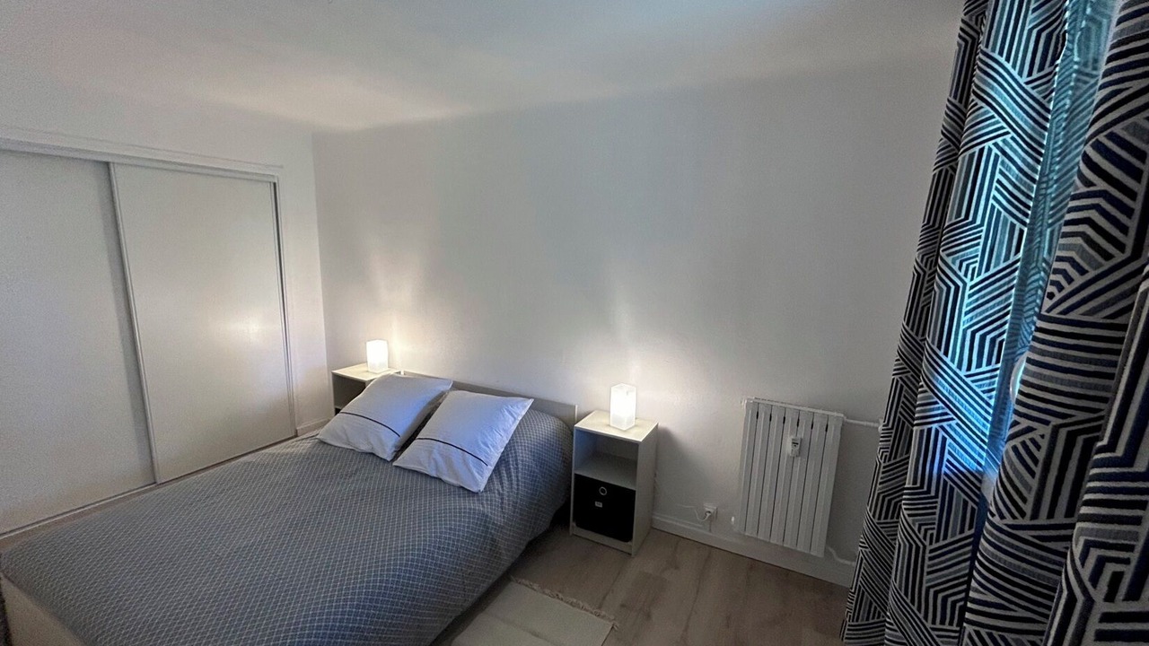 Photo of Bedroom in Carry-le-Rouet
