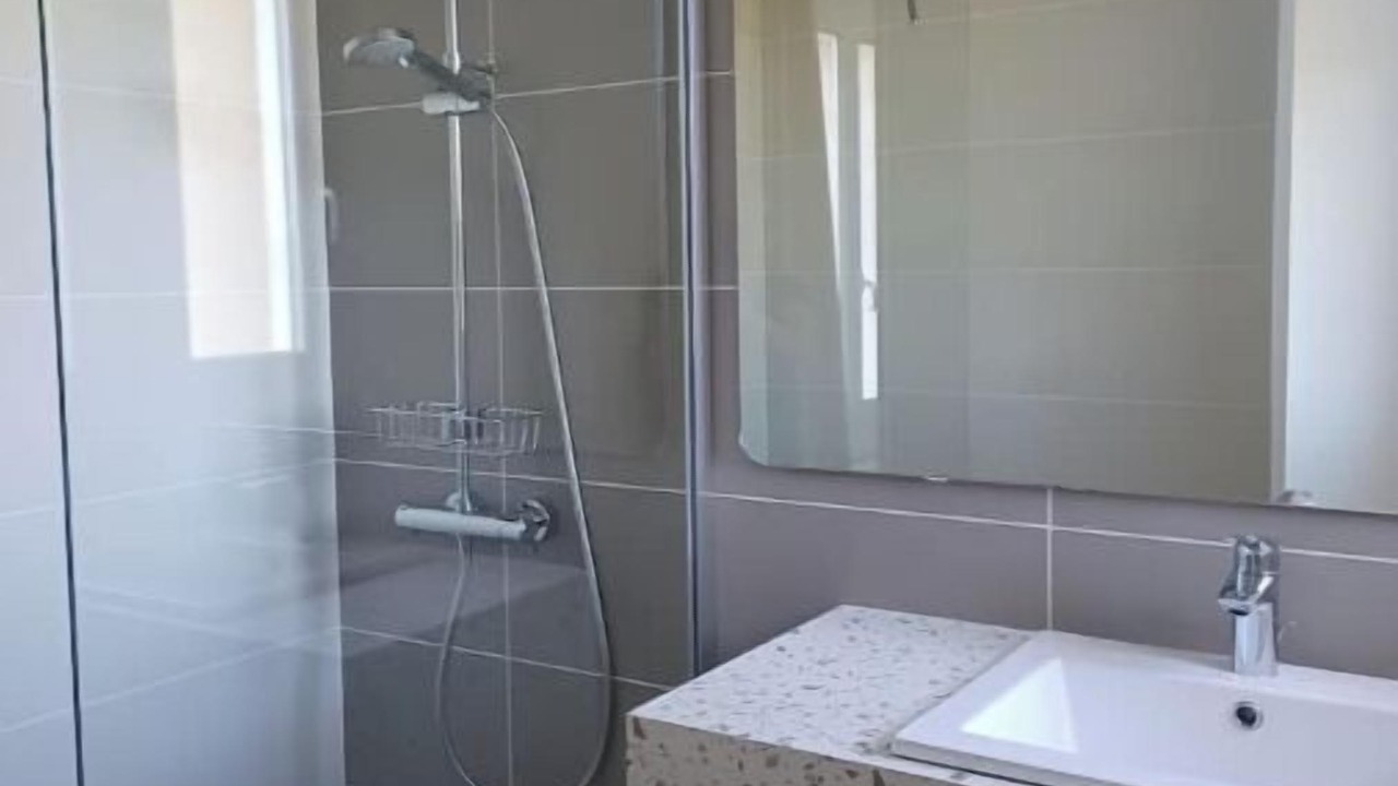 Photo of Bathroom in Meynes