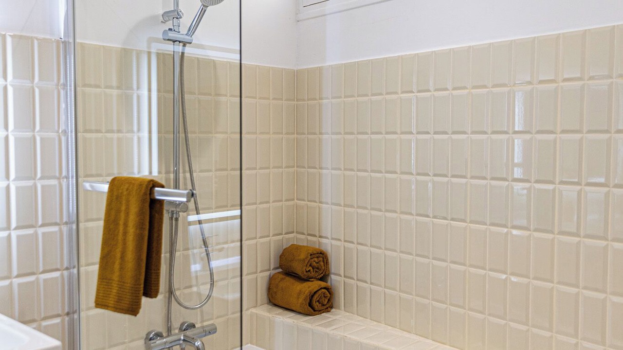 Photo of Bathroom in Avignon City Centre