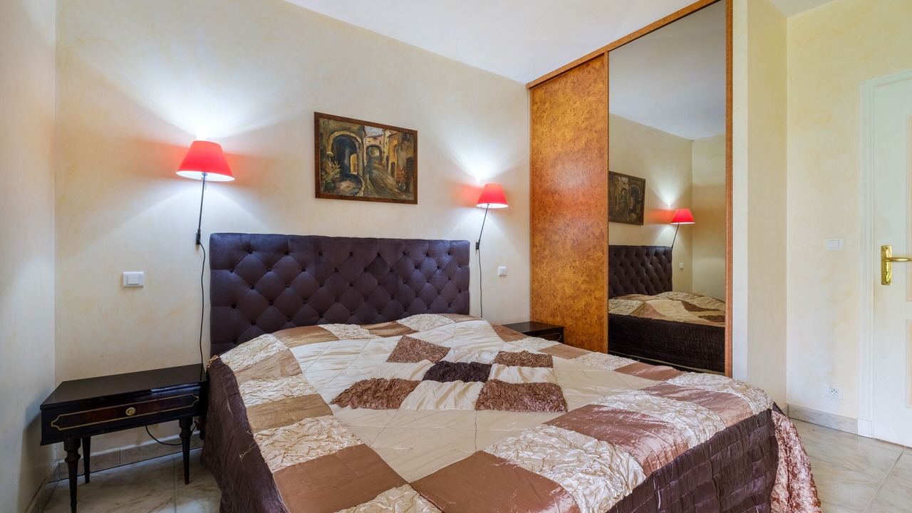 Photo of Bedroom in Chateauneuf-Grasse