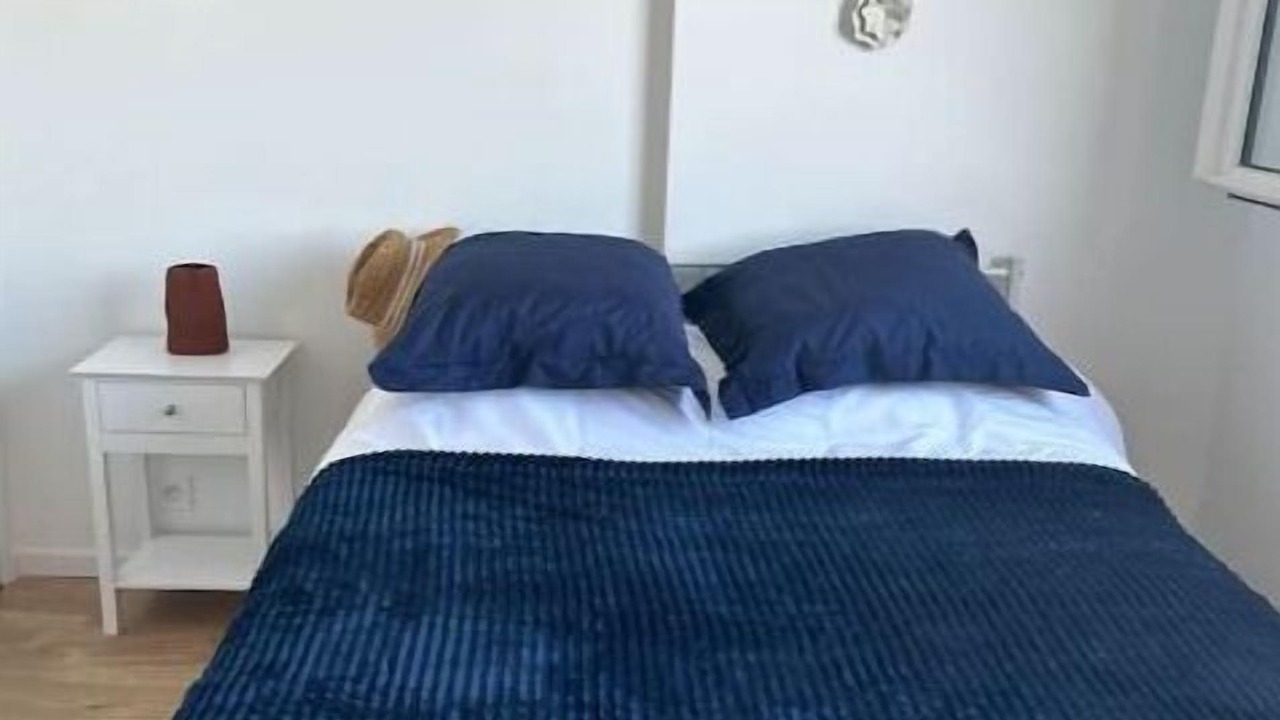 Photo of Bedroom in Giens