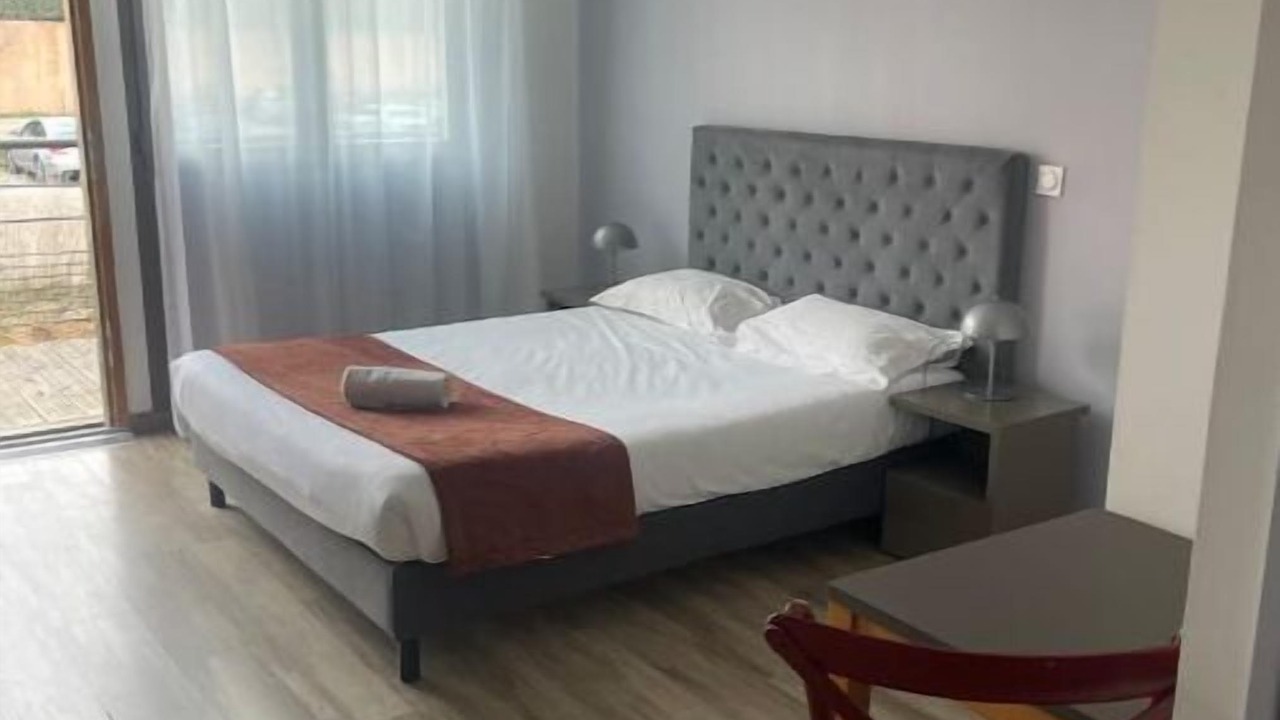 Photo of Bedroom in Eguilles
