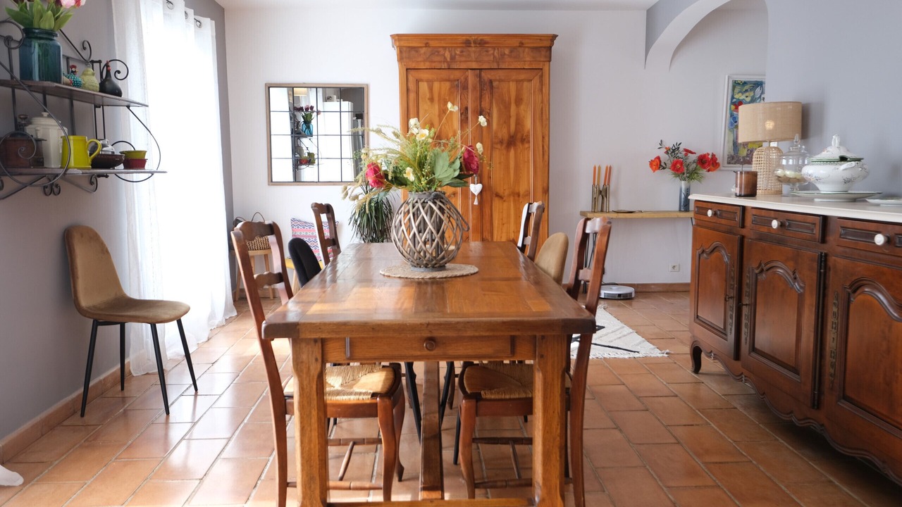 Photo of Livingroom in Eyguieres