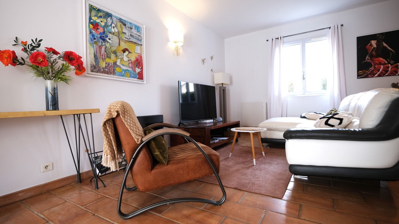 Photo of Bedroom in Eyguieres