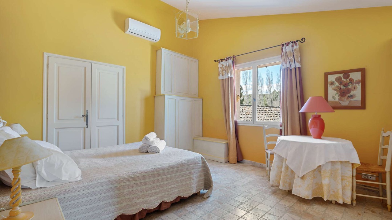 Photo of Bedroom in Orgon