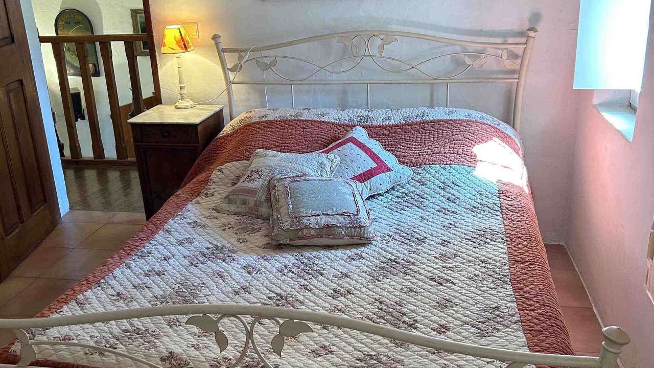 Photo of Bedroom in Bonnieux