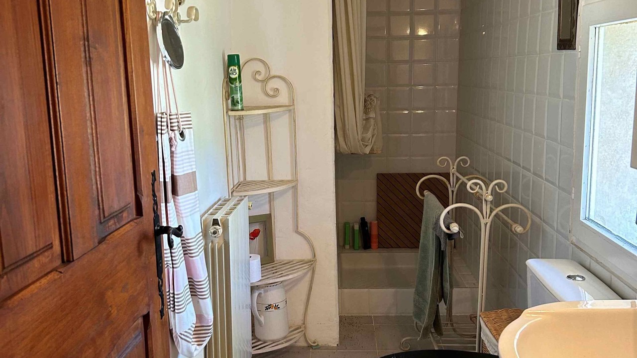 Photo of Bathroom in Bonnieux