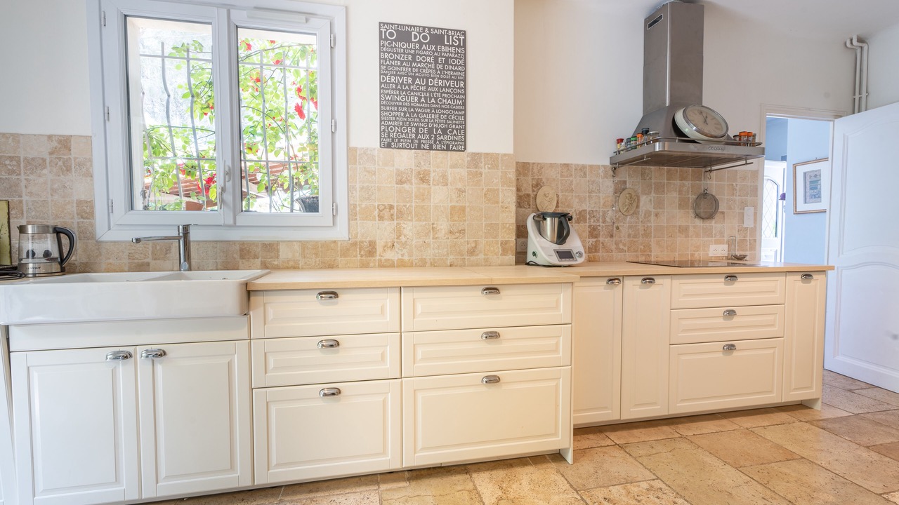 Photo of Kitchen in Eguilles