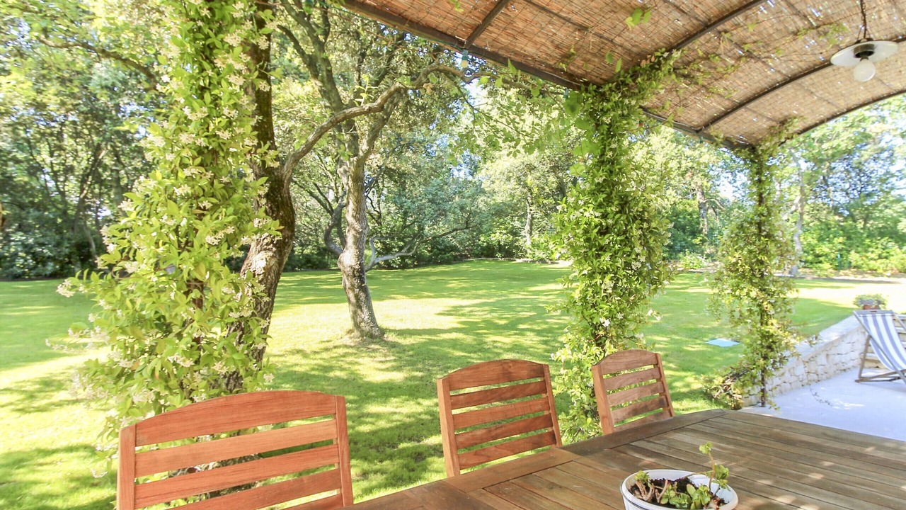Photo of Outdoor in Eyragues