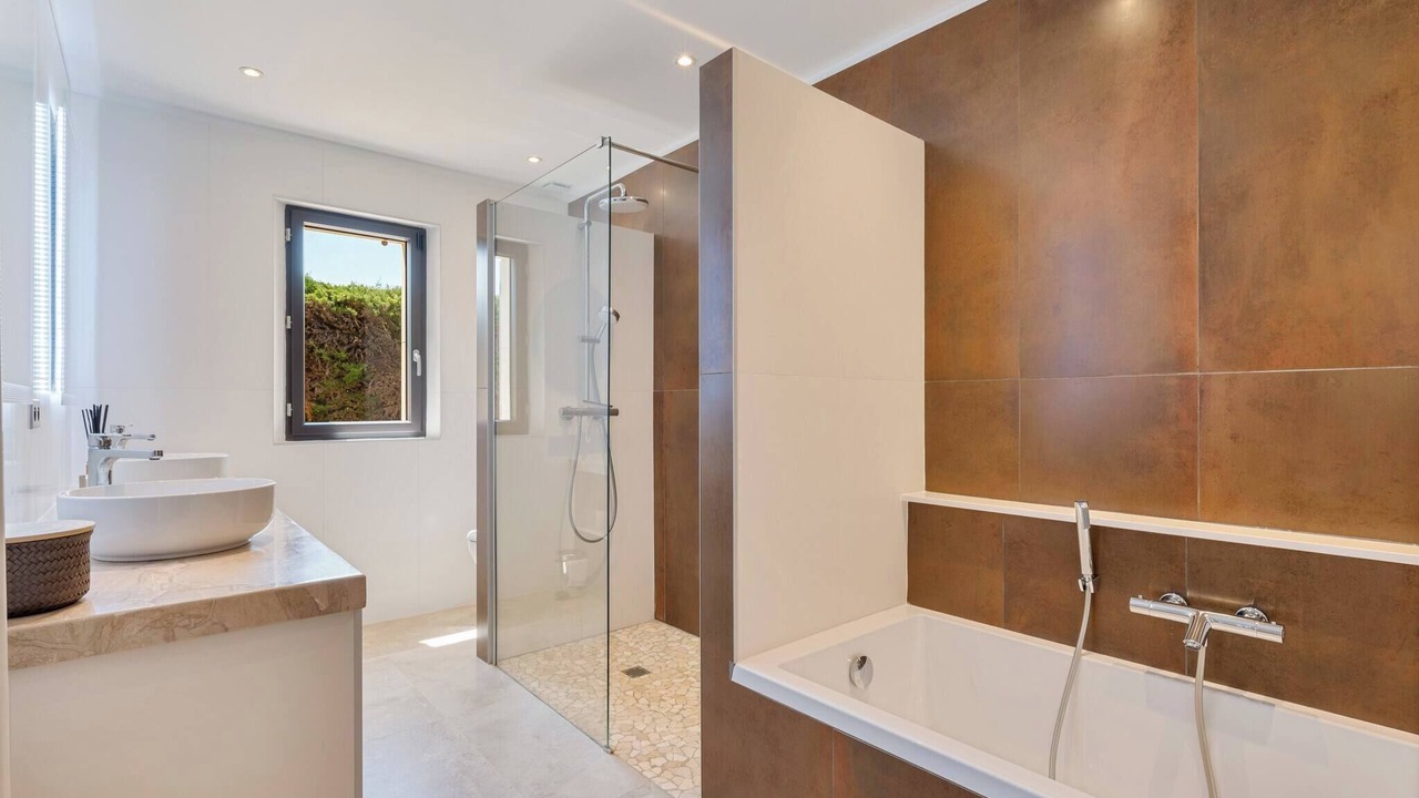 Photo of Bathroom in Eygalieres