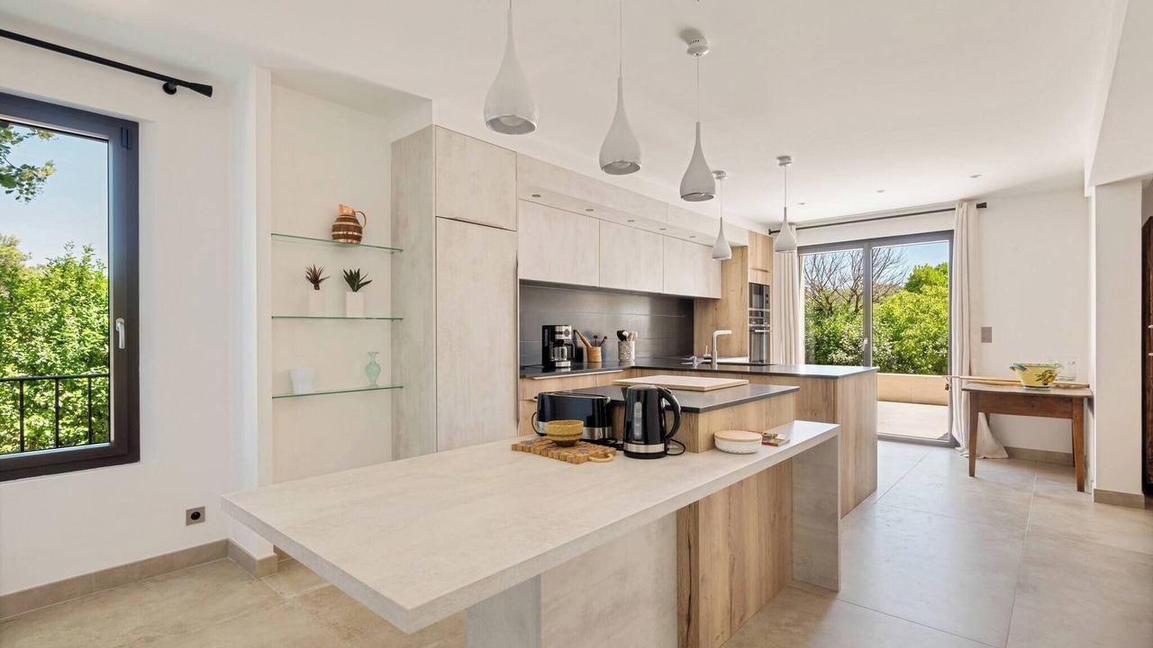 Photo of Kitchen in Eygalieres