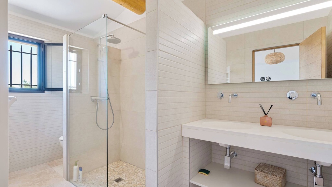 Photo of Bathroom in Eygalieres