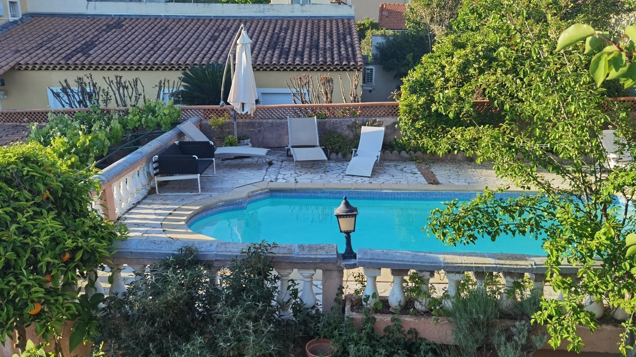 Photo of Outdoor in Montolivet