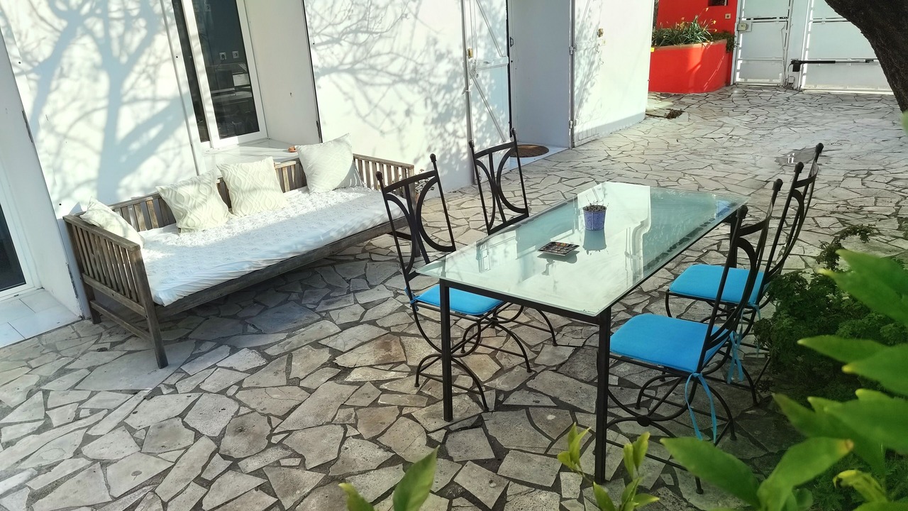 Photo of Outdoor in Montolivet
