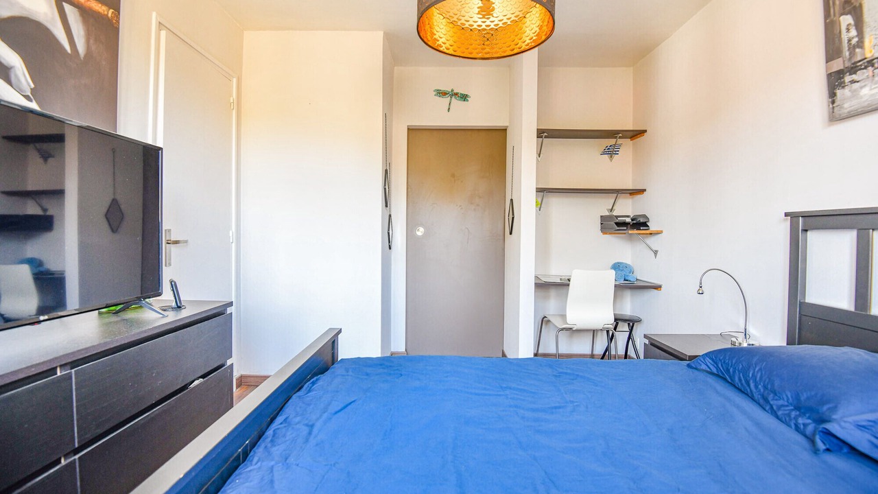 Photo of Bedroom in Les Baumettes