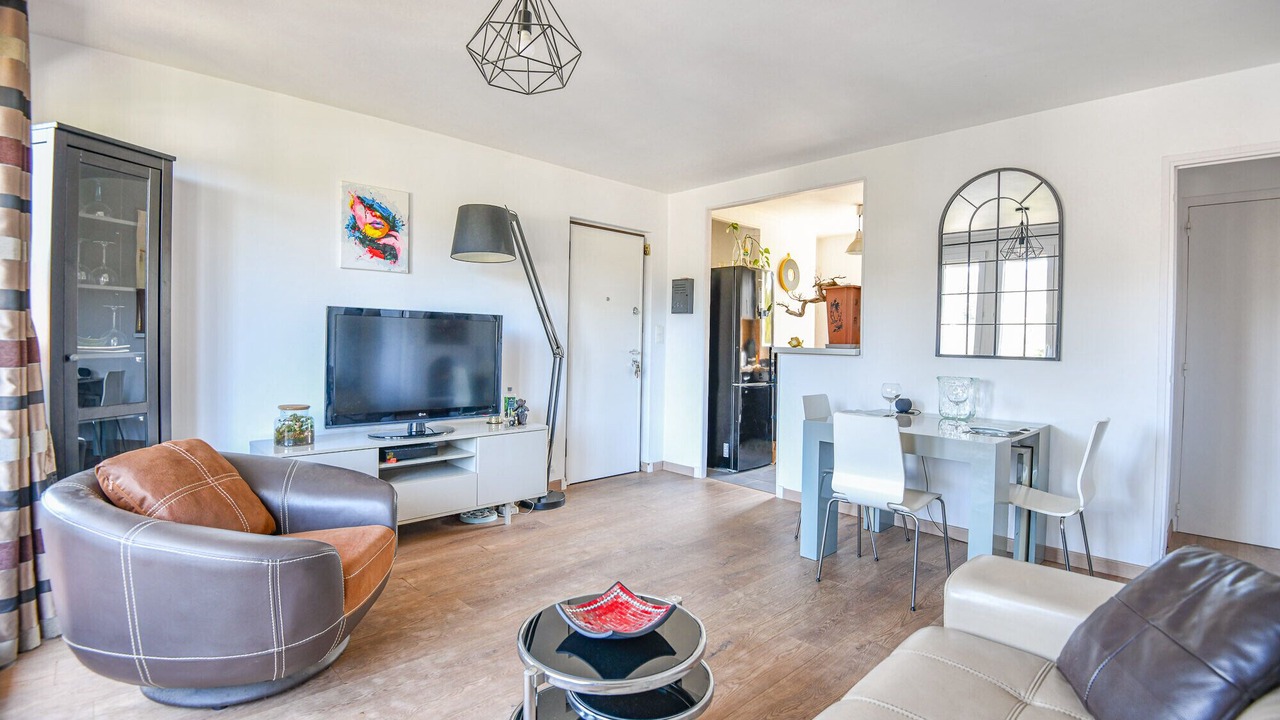 Photo of Livingroom in Les Baumettes