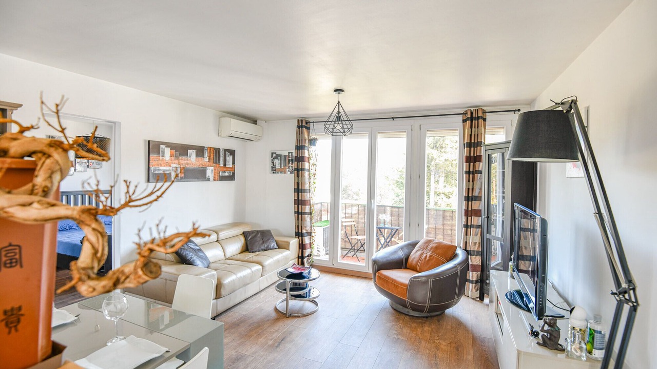 Photo of Livingroom in Les Baumettes