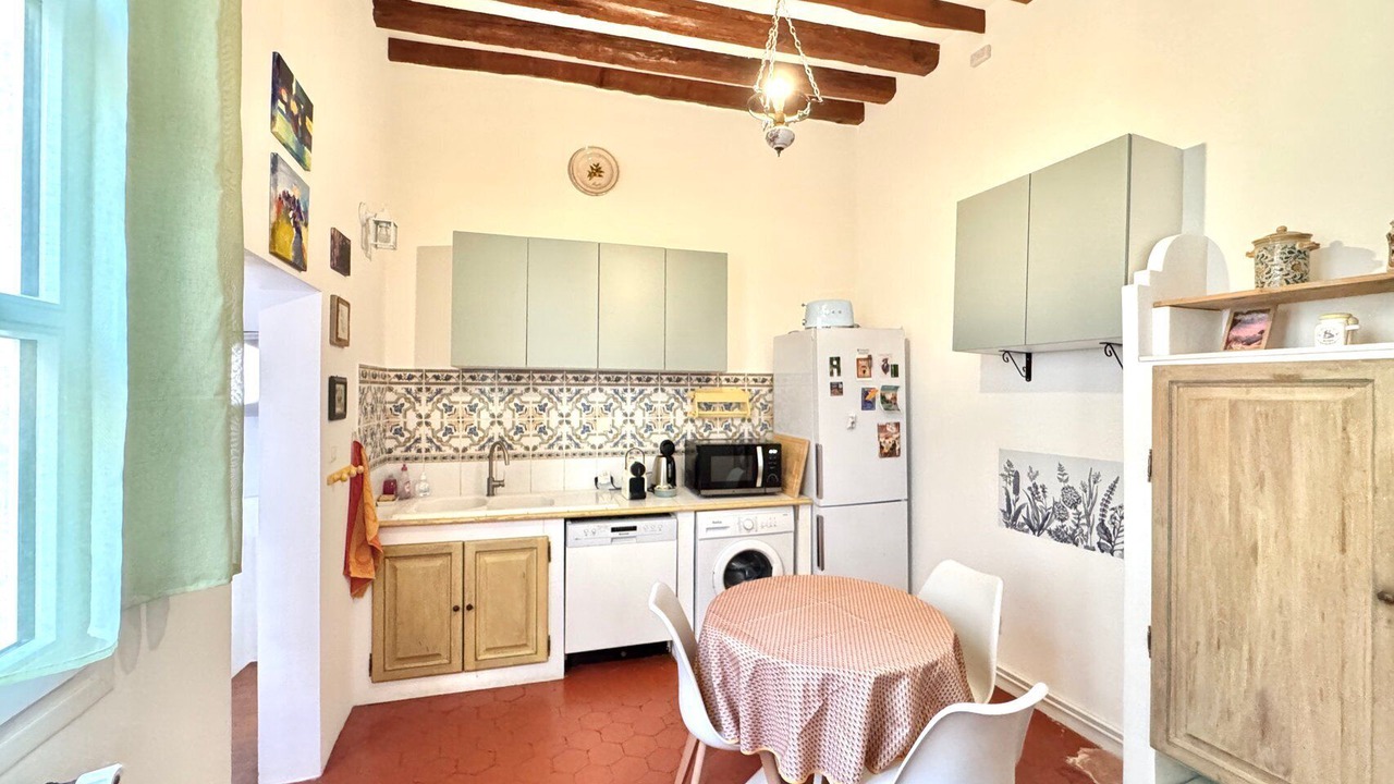 Photo of Kitchen in Quartier Administrations