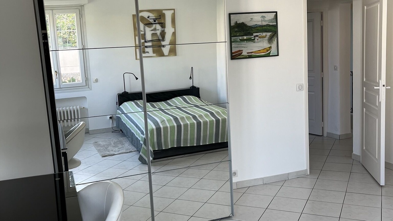 Photo of Bedroom in Cap-d'Antibes