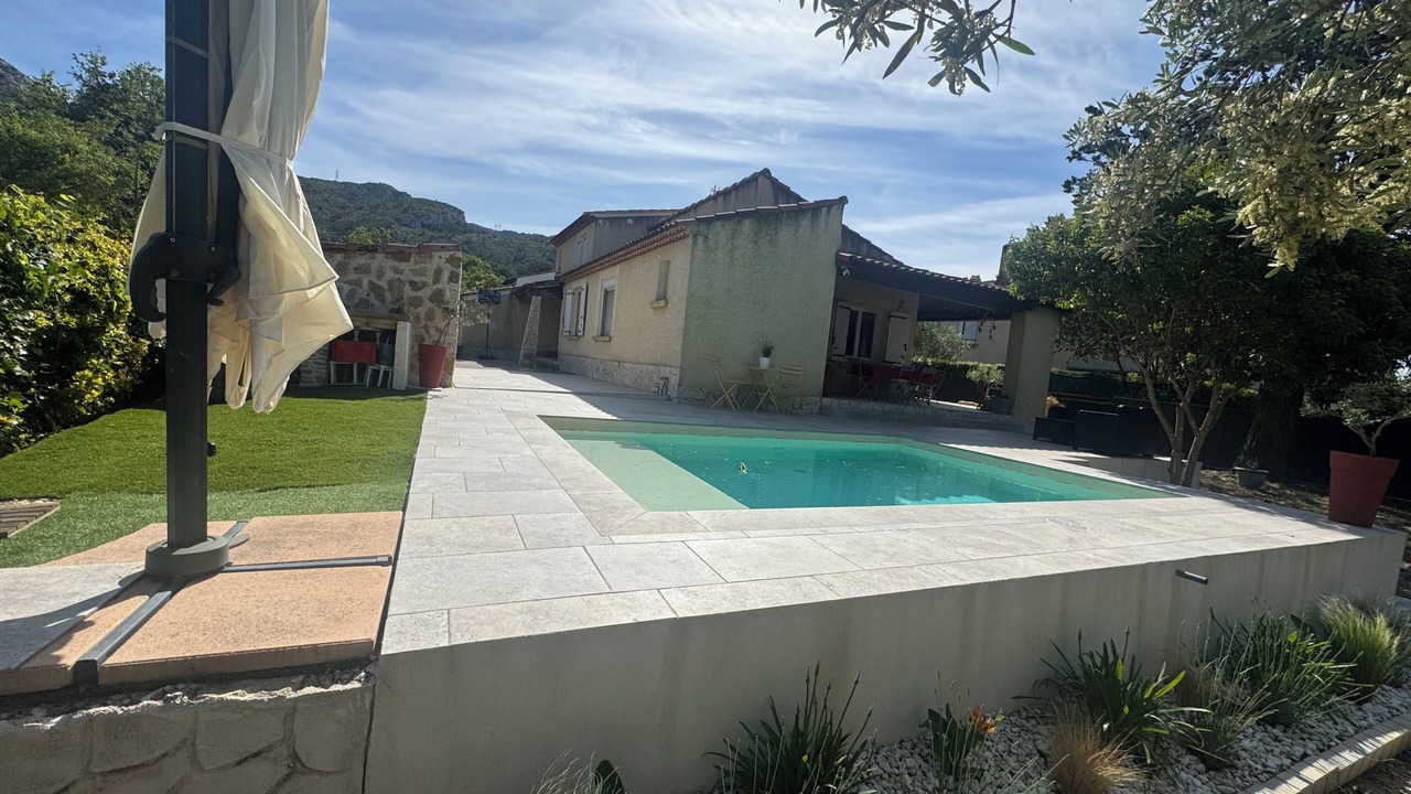 Photo of Outdoor in Gemenos
