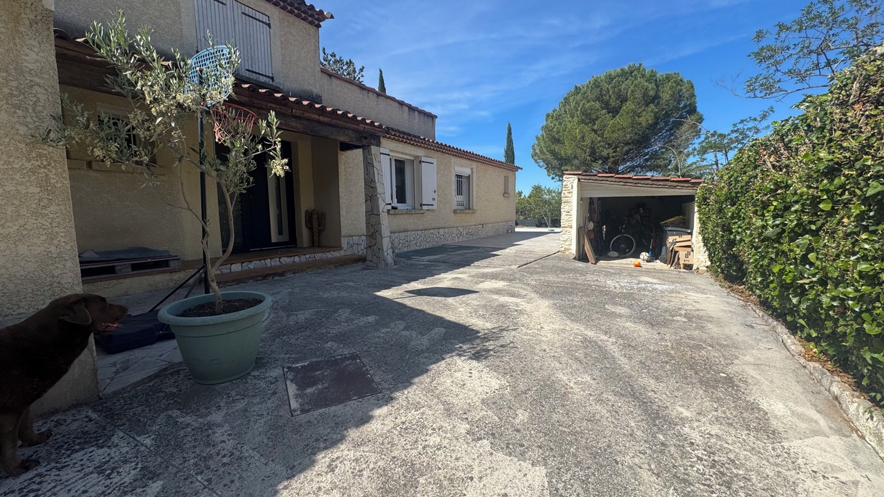 Photo of Outdoor in Gemenos