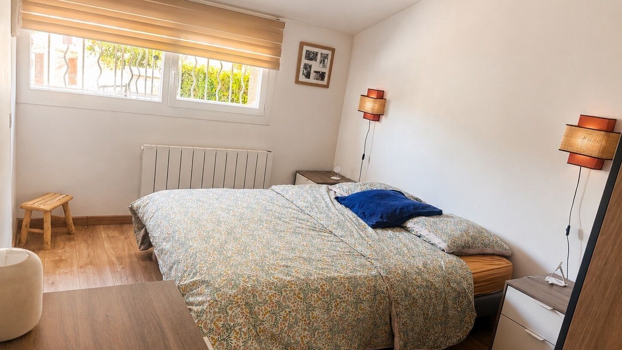 Photo of Bedroom in Gemenos