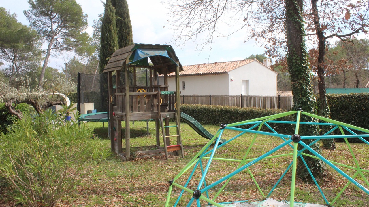 Photo of Others in Greasque